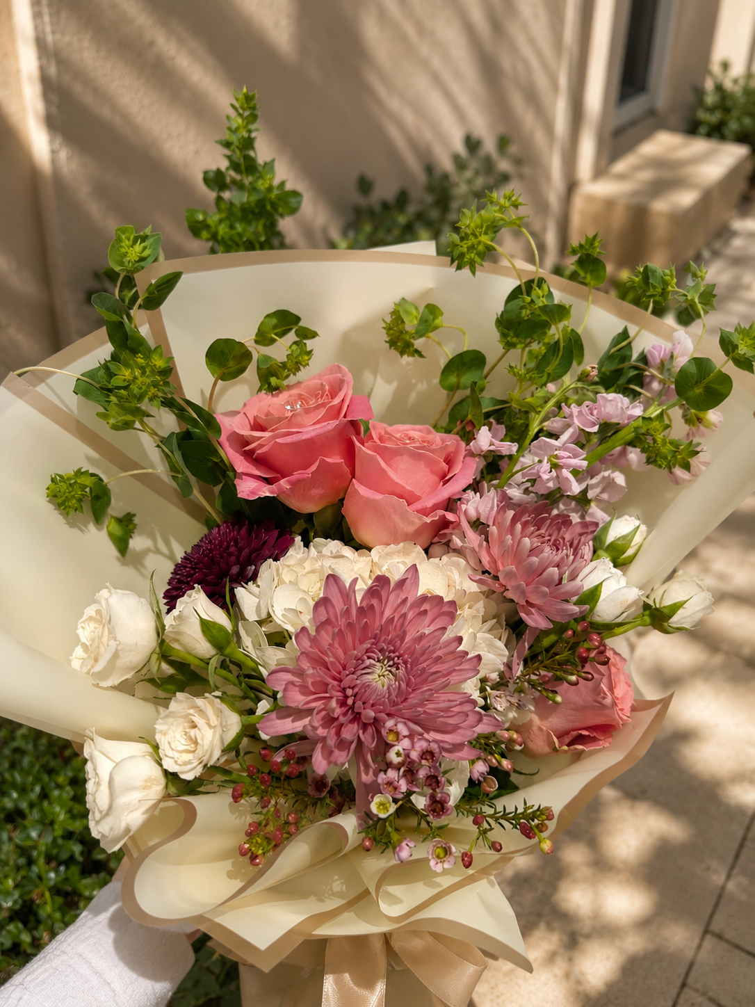 Atelier Choice- Wrapped Bouquet
